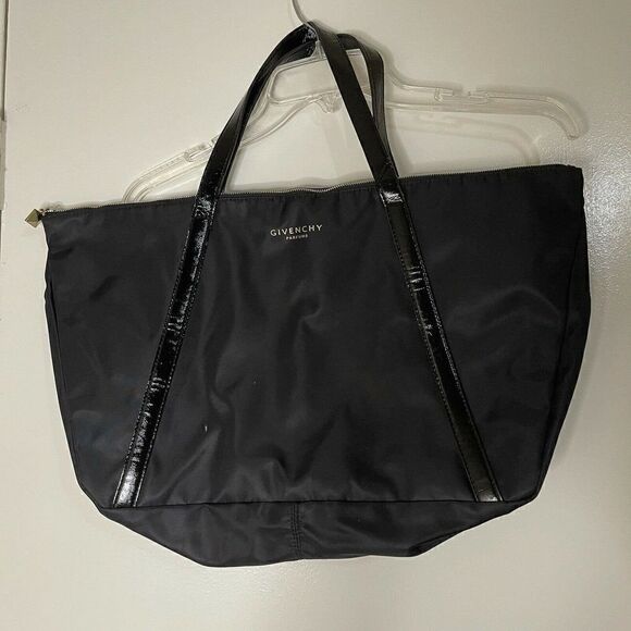 Givenchy parfums black nylon medium zip tote shopper handbag - Picture 2 of 10